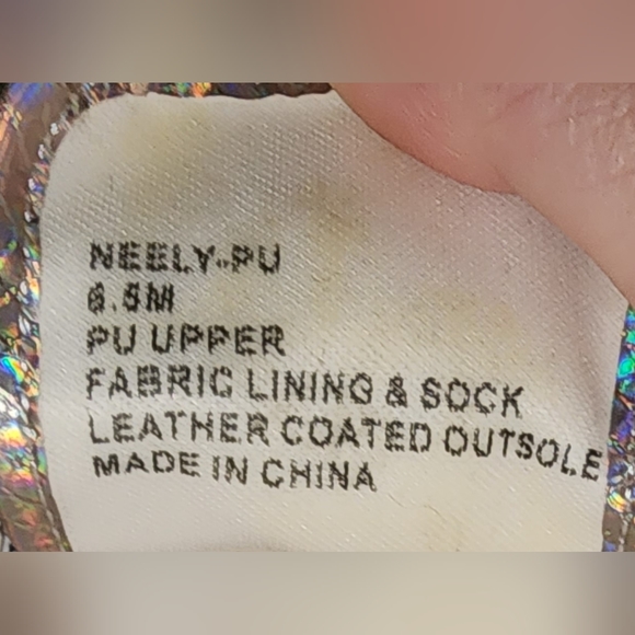 Abound 1.5" Platform Holographic Snake Skin Print Size 6.5 - Picture 6 of 7